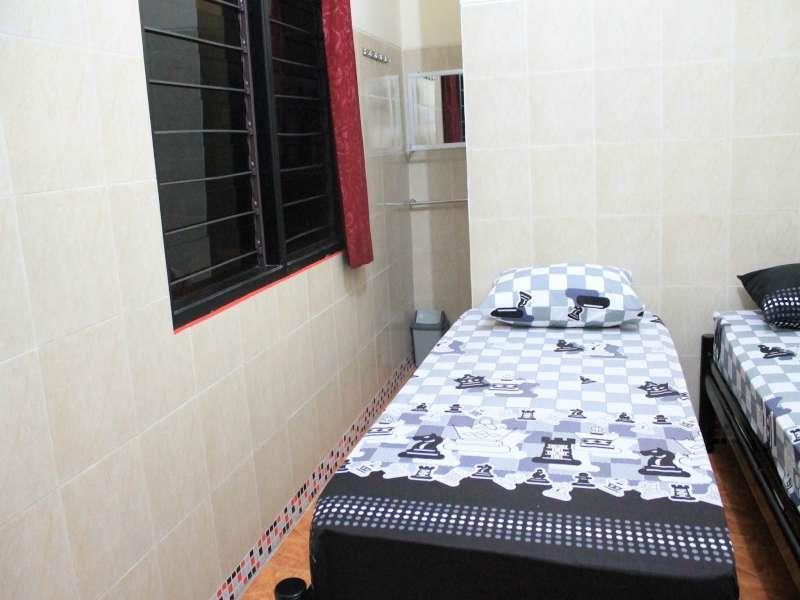 Tri Star Homestay 마디운 외부 사진